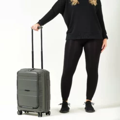 IT Luggage Momentous - Cabin (Starlight Grey) -Suitcase Shop 18 77276ee0 4297 45ea a9b9 c9eeb6c14654