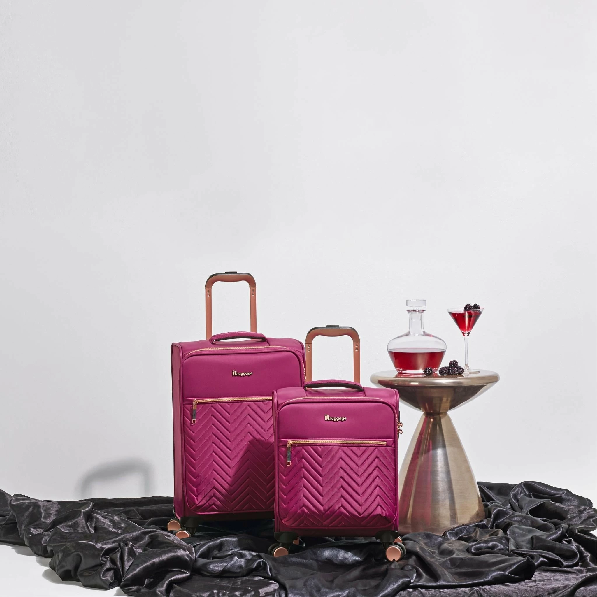IT Luggage Bewitching - 5pc Set (Purple Potion) 12 IT Luggage Bewitching - 5pc Set (Purple Potion) - Image 12
