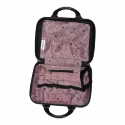 IT Luggage Indulging - Vanity Case (Moo Cow Print) -Suitcase Shop 33198 UK16 3039A15Moocowblack whiterepeatprintSSInterior 078b8f4e 9715 4b3c 88e0 261c6ed5038f