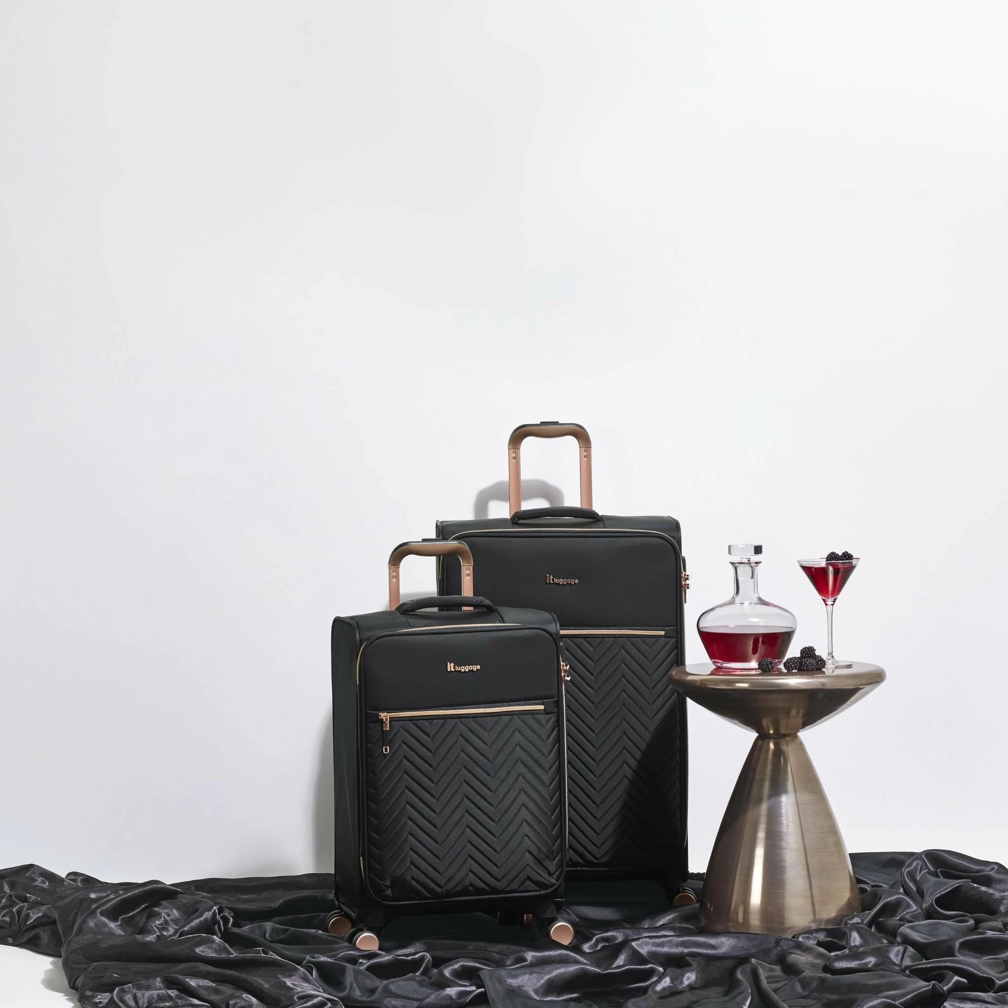 IT Luggage Bewitching - 5pc Set (Black) 16 IT Luggage Bewitching - 5pc Set (Black) - Image 16
