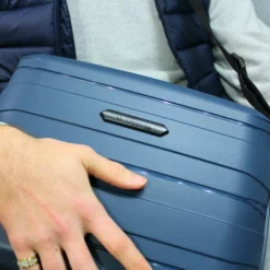 IT Luggage Momentous - Vanity Case (Tibetan Lan) -Suitcase Shop 8 c09eaffc f81f 477c 86ba 135bf60df834