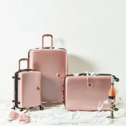 IT Luggage Helixian - Cabin (Metallic Rose Gold) 14 IT Luggage Helixian - Cabin (Metallic Rose Gold) -Suitcase Shop 9 81a8348f 4583 4f52 a7f0 54407860c3be