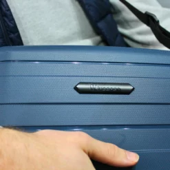 IT Luggage Momentous - Vanity Case (Tibetan Lan) -Suitcase Shop 9 f8c7a61f c666 4c09 bb7d 3b8a1d9d334c