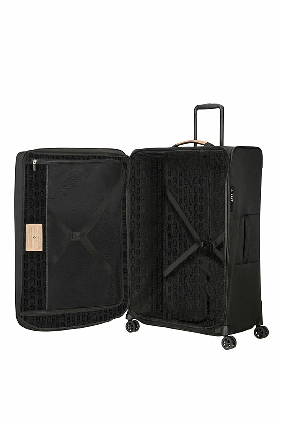 Samsonite Spark SNG Eco 82cm Extra Large Expandable 4-Wheel Suitcase 4 Samsonite Spark SNG Eco 82cm Extra Large Expandable 4-Wheel Suitcase - Image 4