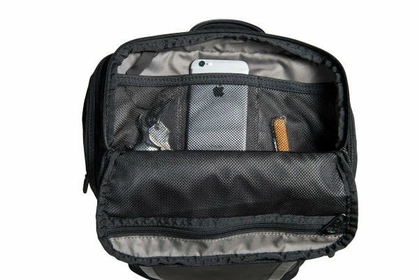 Victorinox Altmont Professional City Laptop Backpack 5 Victorinox Altmont Professional City Laptop Backpack - Image 5