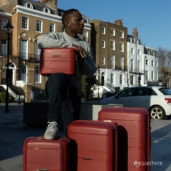 IT Luggage Momentous - Vanity Case (German Red) 12 IT Luggage Momentous - Vanity Case (German Red) -Suitcase Shop jessechvce 1