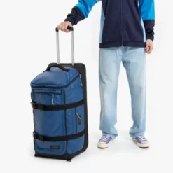 Eastpak Perce 2-Wheel Medium Holdall 11 Eastpak Perce 2-Wheel Medium Holdall -Suitcase Shop m4 2483ab6d 60bb 4668 9f9c d97c1c2280e8
