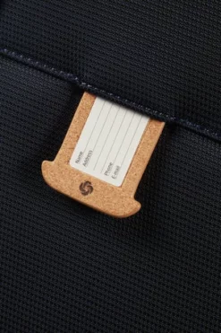 Samsonite Spark SNG Eco 67cm Medium Expandable 4-Wheel Suitcase -Suitcase Shop med3 3c6c71e9 591d 4b1d af17 bdf32b656107