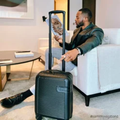 IT Luggage Valiant - Cabin (Black) -Suitcase Shop sammyvagabond 2a3fd048 1734 4063 9c74 3b5162708526